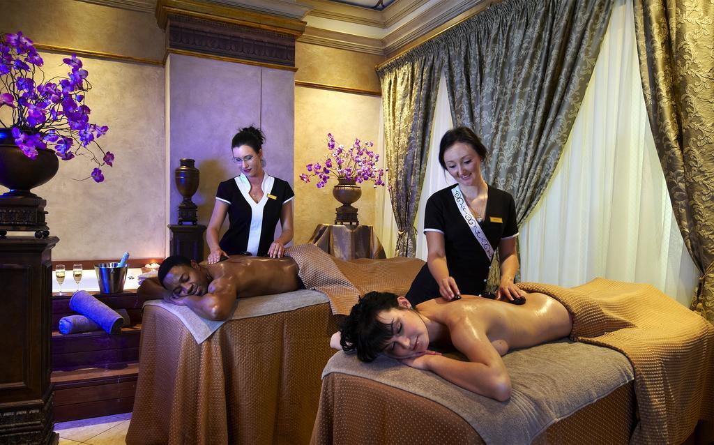 Peermont D'Oreale Grande At Emperors Palace Κέμπτον Παρκ Εξωτερικό φωτογραφία