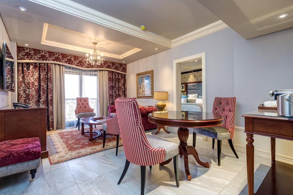 Peermont D'Oreale Grande At Emperors Palace Κέμπτον Παρκ Εξωτερικό φωτογραφία
