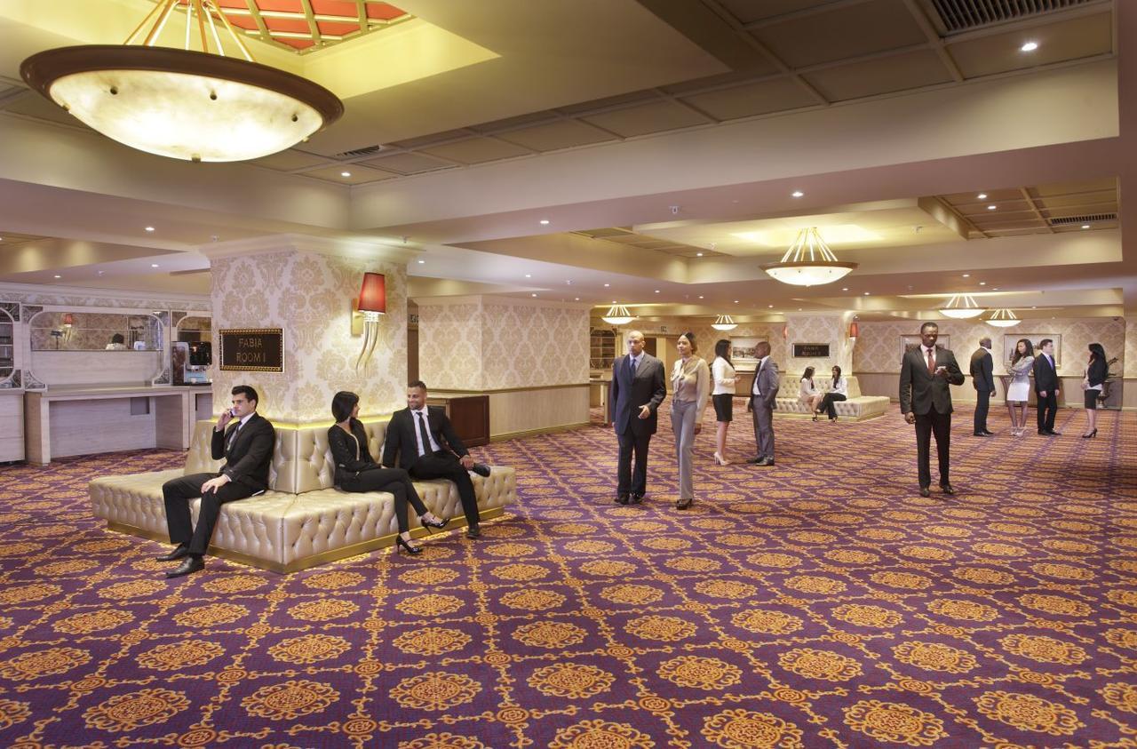 Peermont D'Oreale Grande At Emperors Palace Κέμπτον Παρκ Εξωτερικό φωτογραφία
