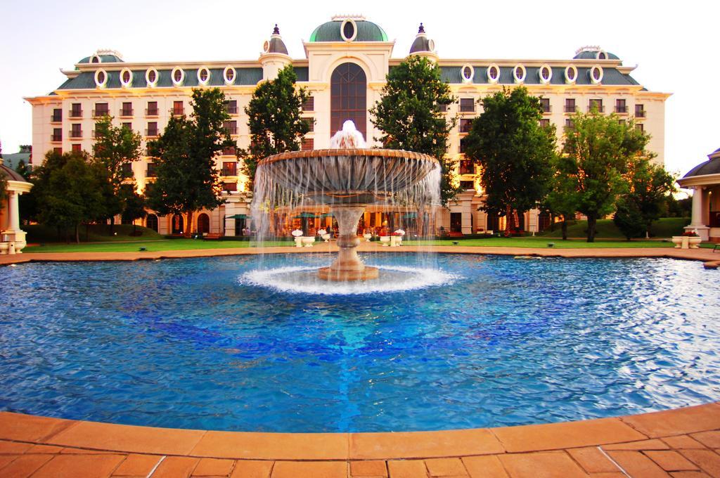 Peermont D'Oreale Grande At Emperors Palace Κέμπτον Παρκ Εξωτερικό φωτογραφία