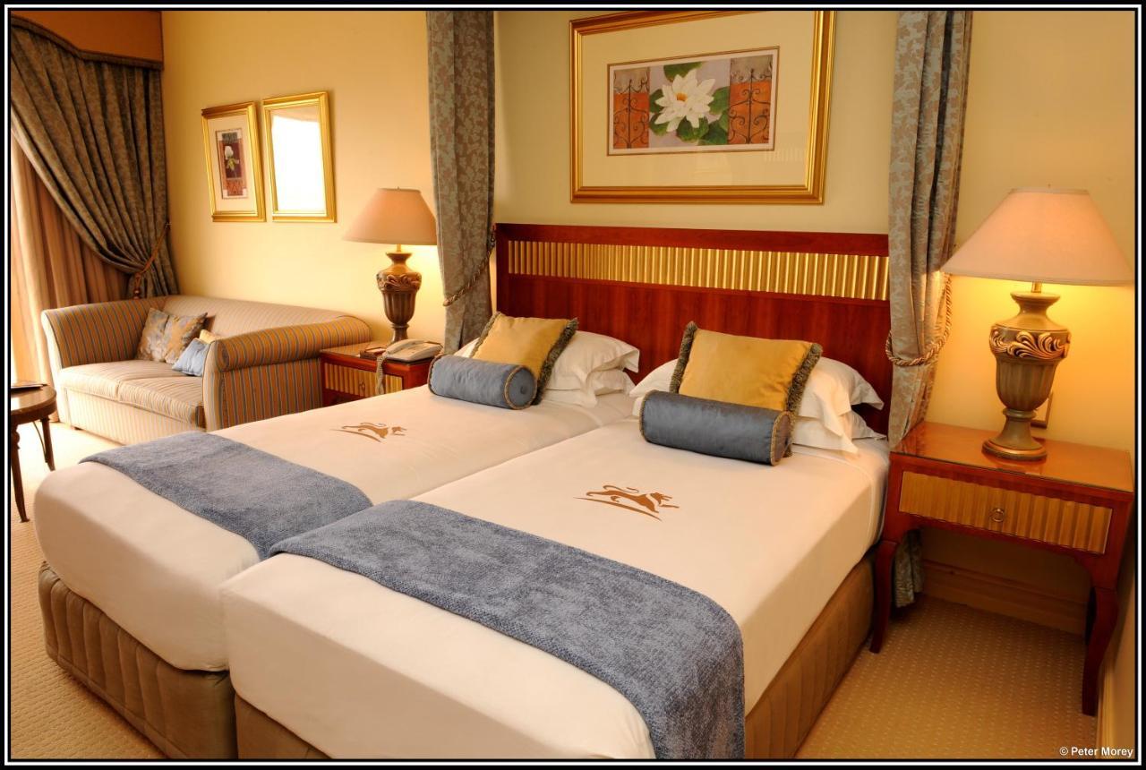 Peermont D'Oreale Grande At Emperors Palace Κέμπτον Παρκ Δωμάτιο φωτογραφία