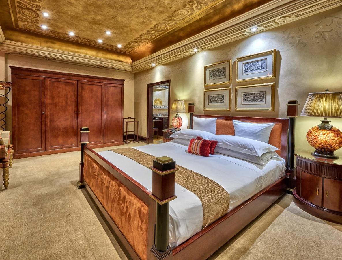 Peermont D'Oreale Grande At Emperors Palace Κέμπτον Παρκ Εξωτερικό φωτογραφία